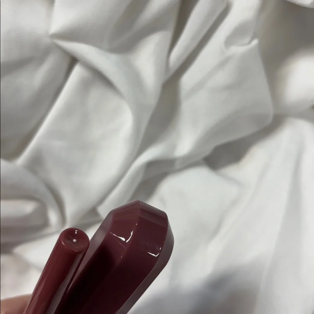 Siheglan  Matte Lip Gloss and Lip contour liner set of 2 rose colored new